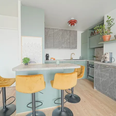 Modern, Parking, Downtown, 20 Minutes From Paris Apartmán