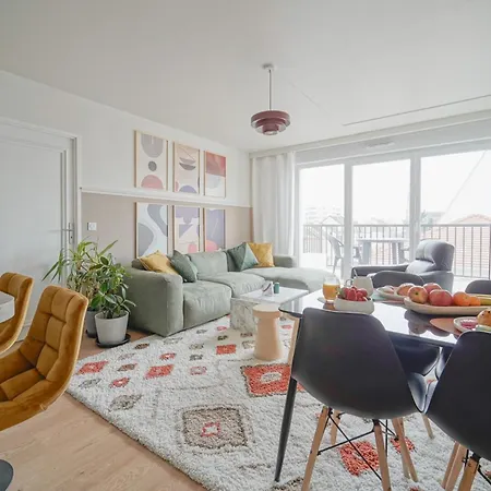 Modern, Parking, Downtown, 20 Minutes From Paris Argenteuil