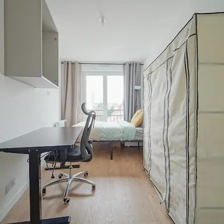 Modern, Parking, Downtown, 20 Minutes From Paris * Argenteuil